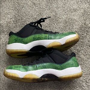 Jordan 11 Retro Low Green Snakeskin Size: 13